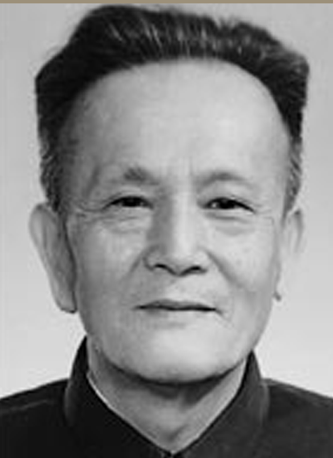 贾震.jpg