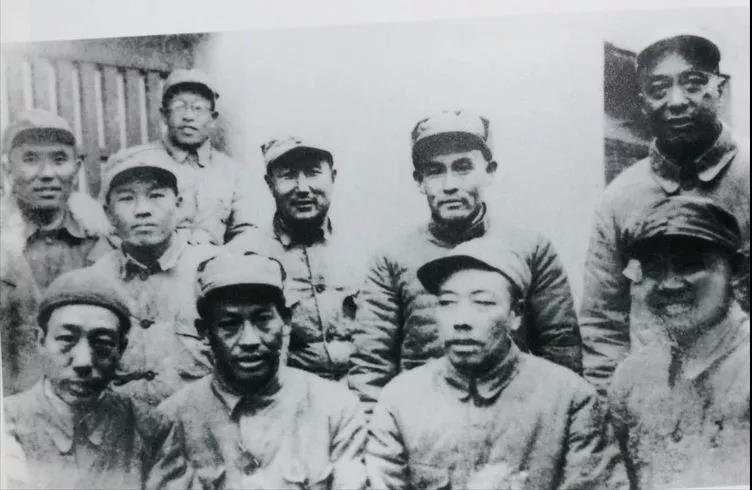 合影1.png