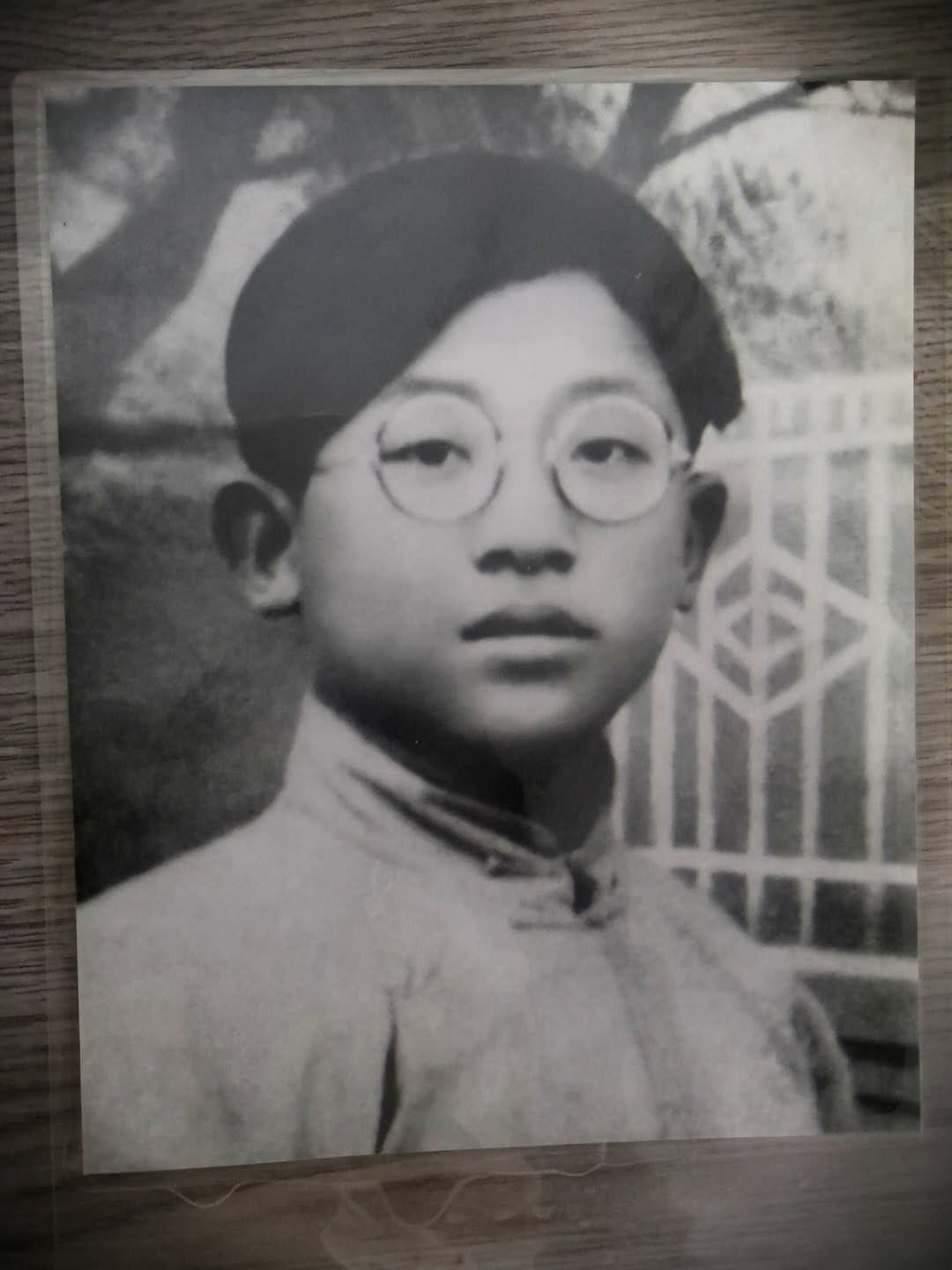 3  陈镜蓉照片1.jpg