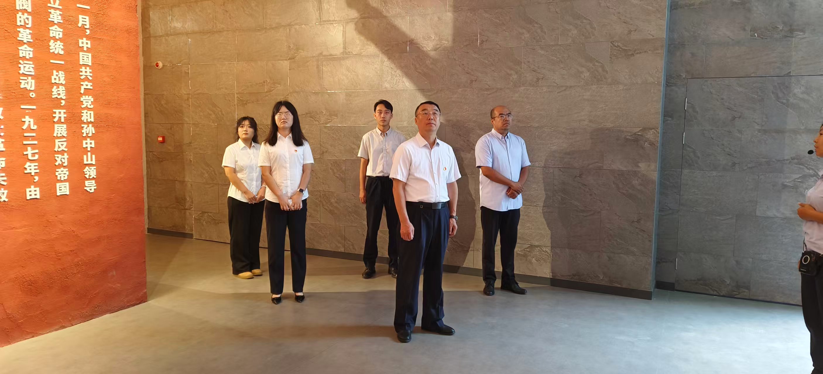 9月18日，德州市住房公积金管理中心庆云县管理部党员干部到冀鲁边区革命纪念园参观学习.jpg