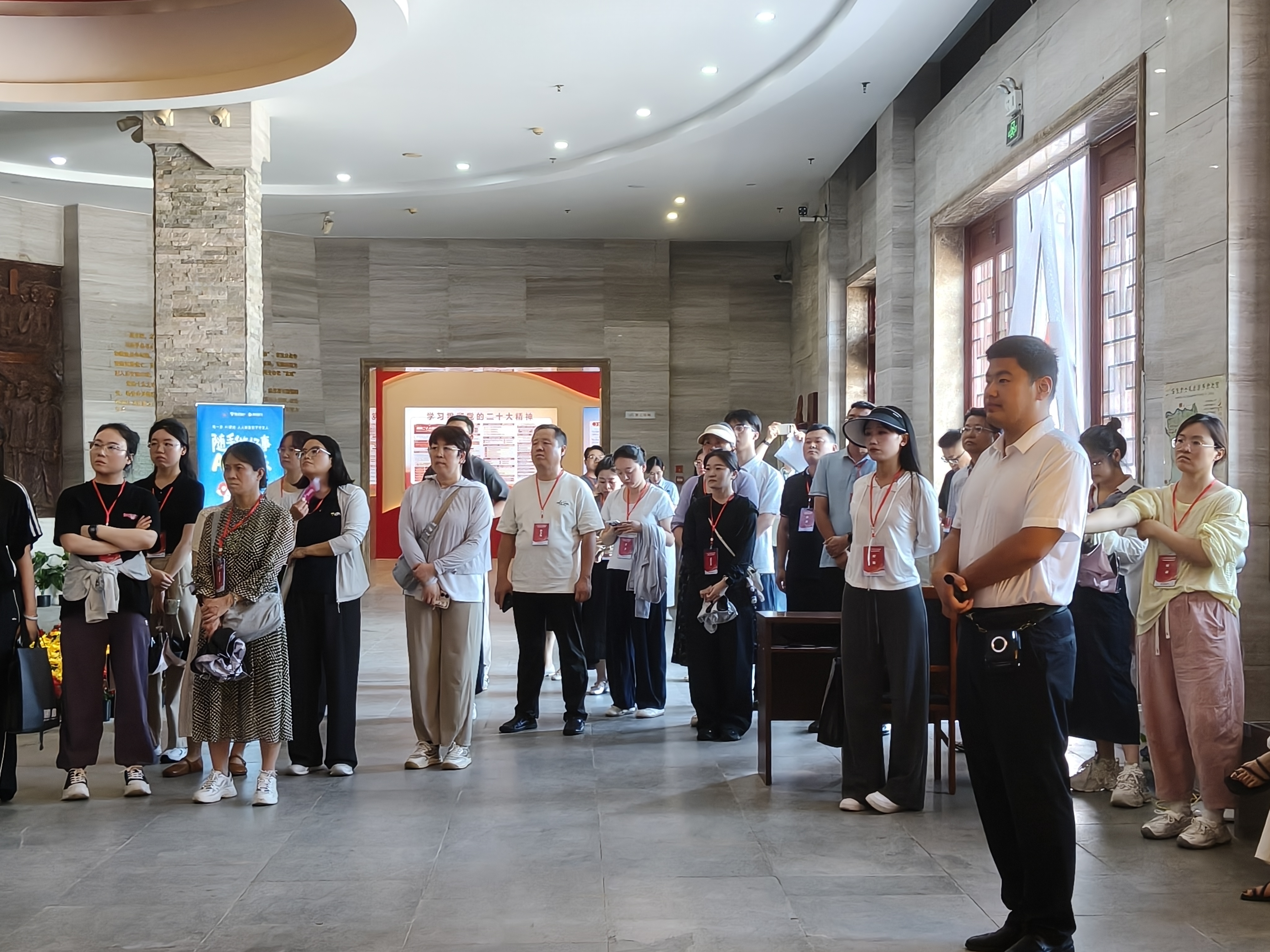 中国时代经济出版社到冀鲁边区革命纪念园参观学习